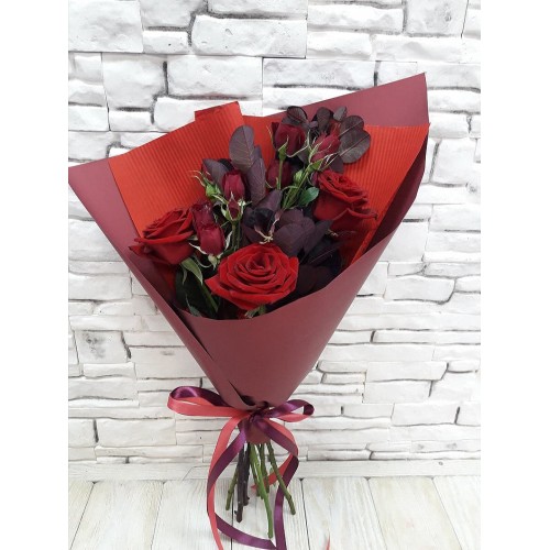 Купить на заказ Букет из 3 красных роз с доставкой в Кульсарах