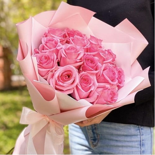 Купить на заказ Букет из 19 розовых роз с доставкой в Кульсарах