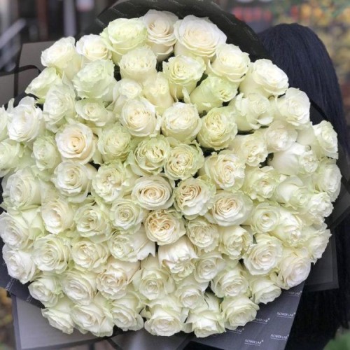 Купить на заказ Букет из 75 белых роз с доставкой в Кульсарах