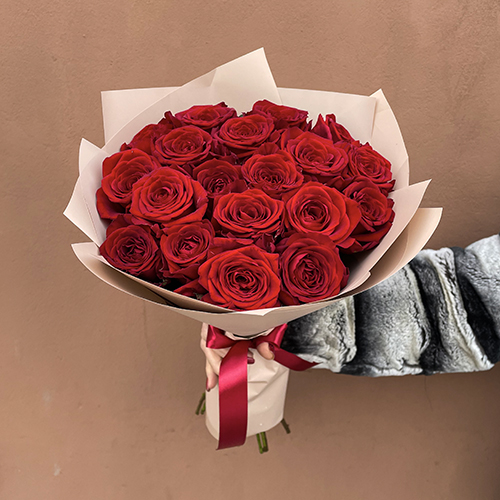 Купить на заказ Букет из 19 красных роз с доставкой в Кульсарах