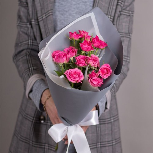 Купить на заказ Букет из 3 кустовых роз с доставкой в Кульсарах