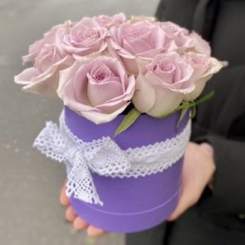 Купить на заказ 9 фиолетовых роз в коробке с доставкой в Кульсарах